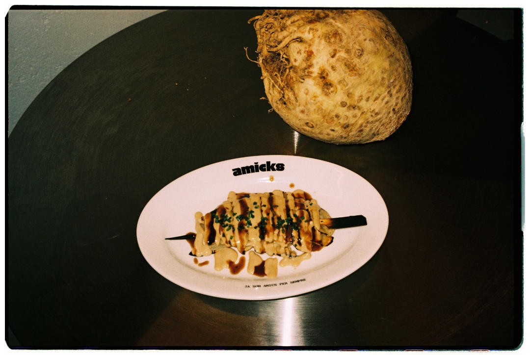 Detalle de Bar Amicks - tapas en Barcelona